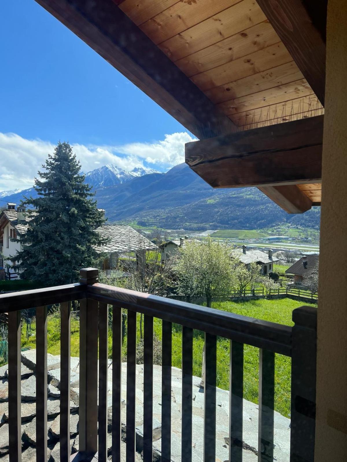 Grazioso Appartamento 1 Aosta Exterior photo