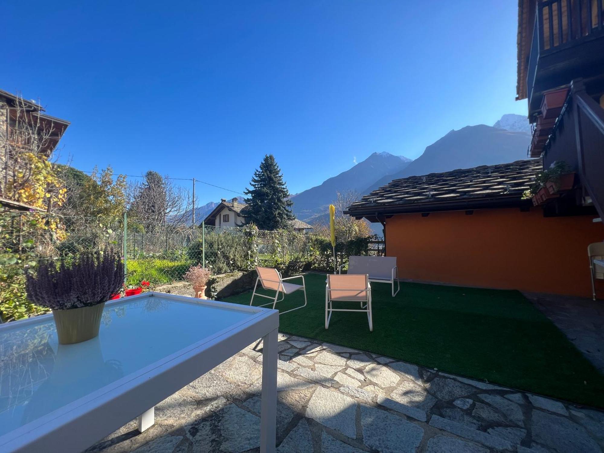 Grazioso Appartamento 1 Aosta Exterior photo